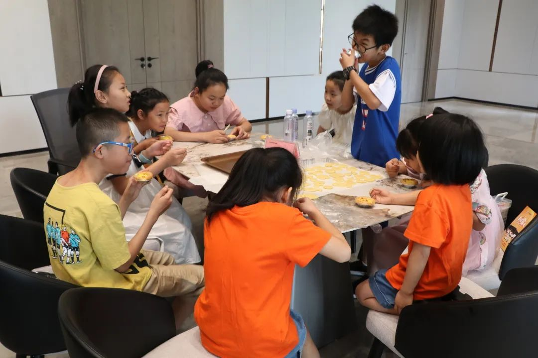 帅丰集成灶组织小美食家DIY趣游记活动，在劳动中寻找快乐