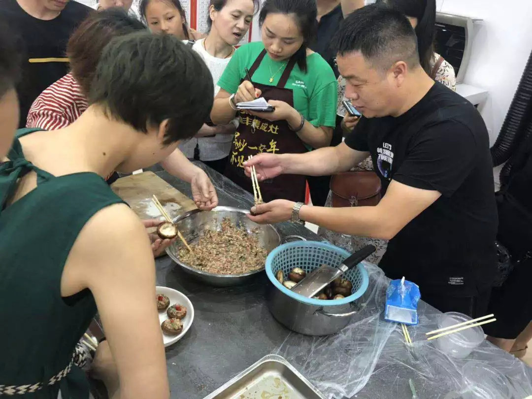 有了这个秘密武器，普通家宴秒变高端国宴菜！